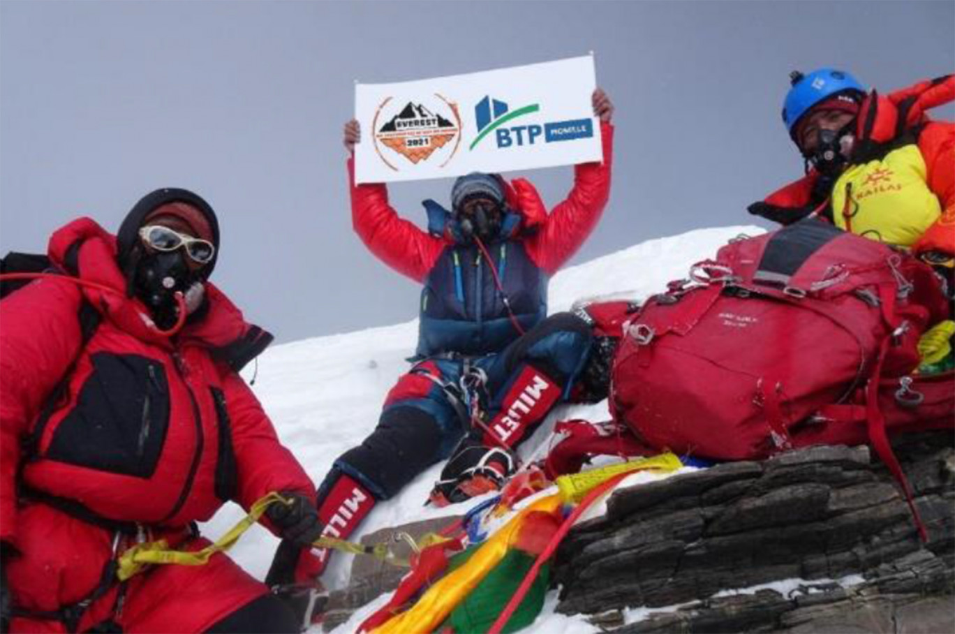 Jonathan Kubler, l’alpiniste-couvreur de l’entreprise Coverbat, viendra partager son exploit de l’ascension de l’Everest, ce 15 juillet, à la Fédération BTP Moselle.
