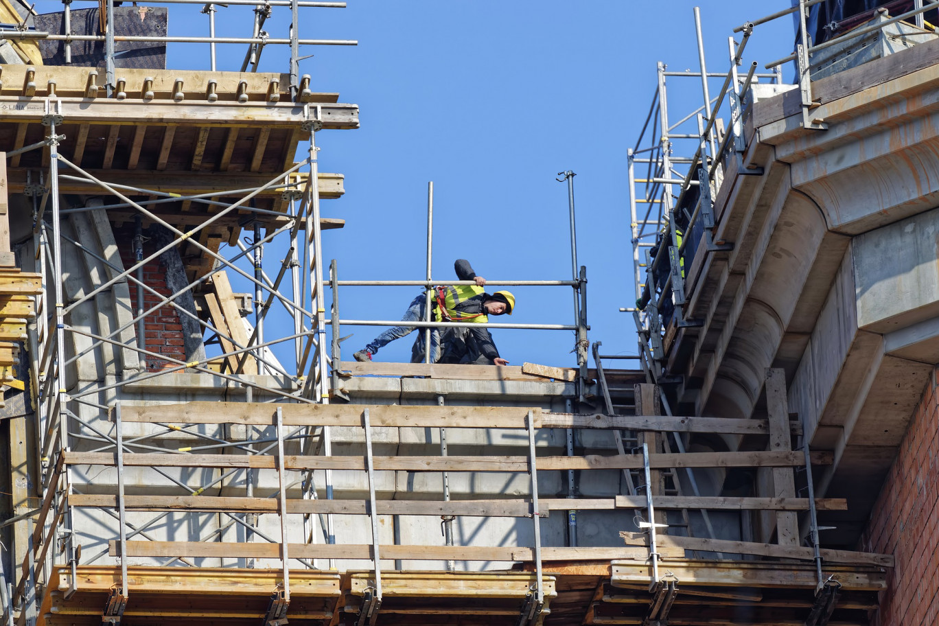 En hauteur ou au sol, les formations sont indispensables pour la sécurité des personnels engagés sur les chantiers. 