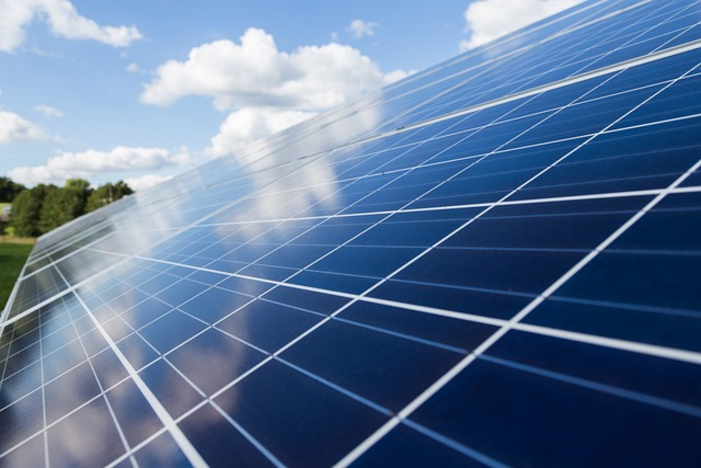 10 millions de panneaux solaires devraient être produits chaque année par la gigafactory d'HoloSolis, à pleine capacité, en 2027.