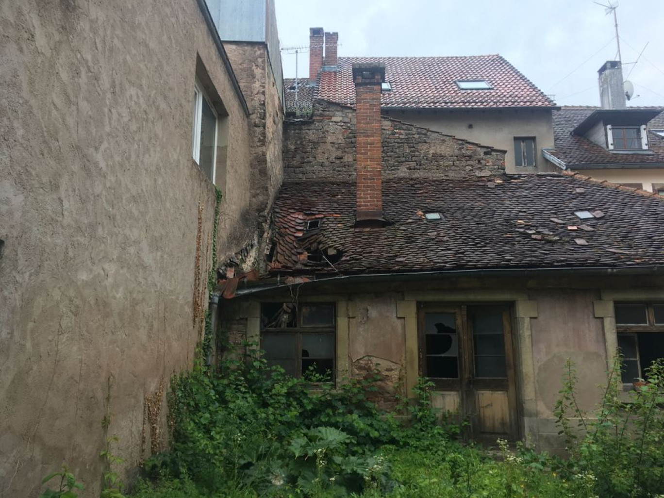 A Phalsbourg, il s'agit de faire revivre le bâtiment abandonné de l'ancienne synagogue. © Fondation du Patrimoine. 