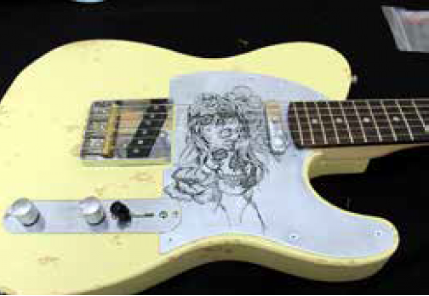 Toutes les guitares qui sortent de l’atelier de Diese Custom Guitars sont uniques mêlant gravure, dessin, le tout personnalisé à 100 %.