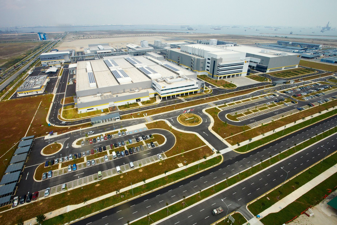Le futur site de Hambach devrait avoir la physionomie de l'usine de la société REC Group, ici à Singapour. (c) REC Group. 